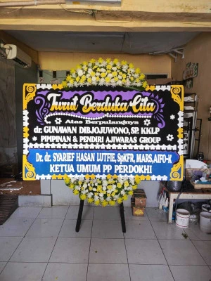 Papan Bunga di Pasar Modern Bsd